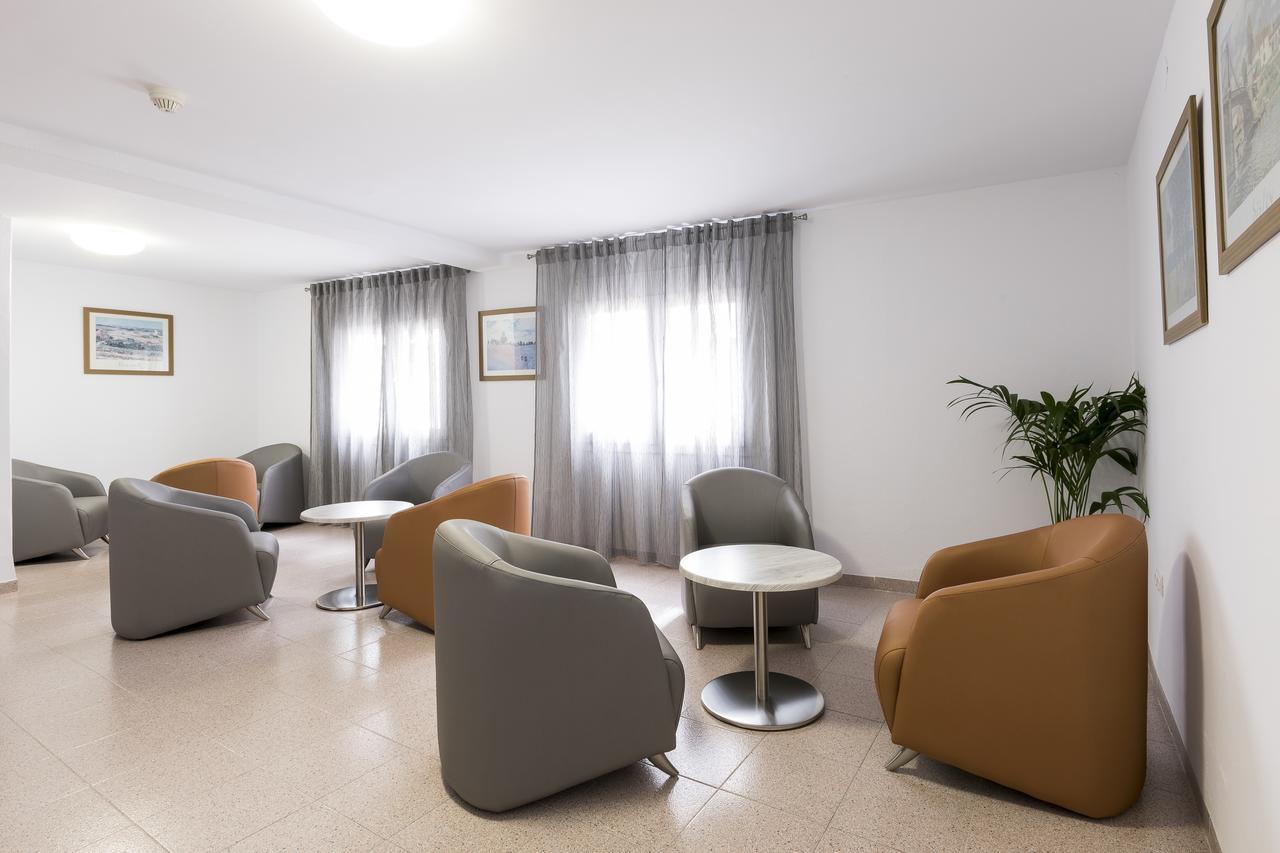 Roca Albergue