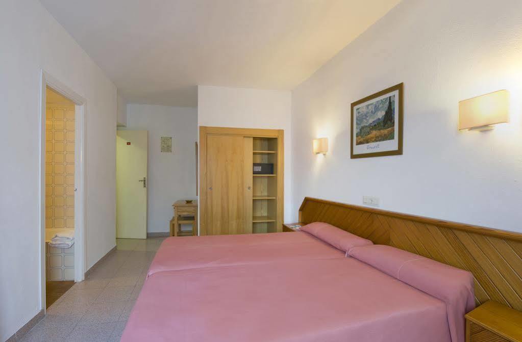 Roca Albergue Sant Antoni de Portmany